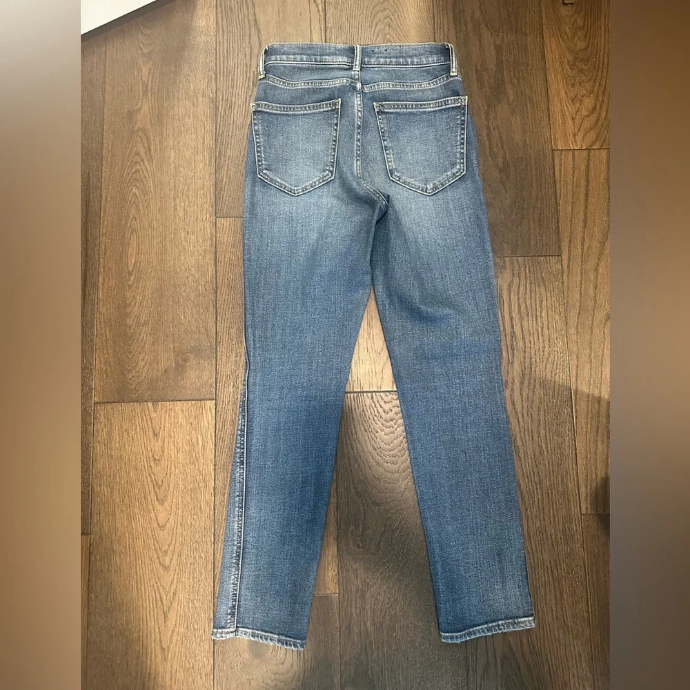 Gap Jeans - Picture 2 of 3